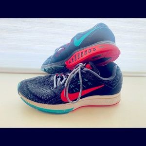 Ladies Nike Running Shoe